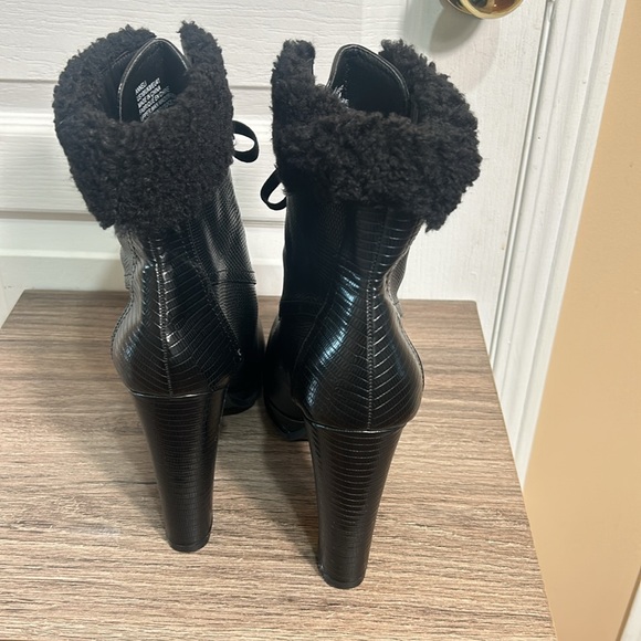 SHOEDAZZLE ANNELI PLATFORM BLOCK HEELS BOOTI LACE UP IN SIZE 10 - Picture 6 of 10